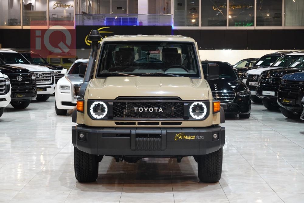 Toyota Land Cruiser 70